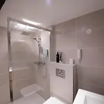 La Petite Cour - Atypique, Calme Et Cozy Apartamento