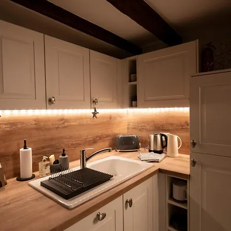 La Petite Cour - Atypique, Calme Et Cozy *