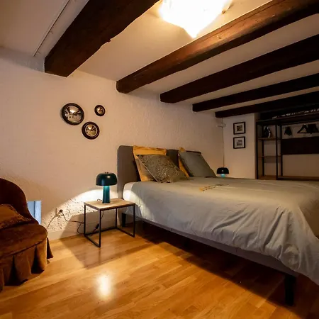 La Petite Cour - Atypique, Calme Et Cozy